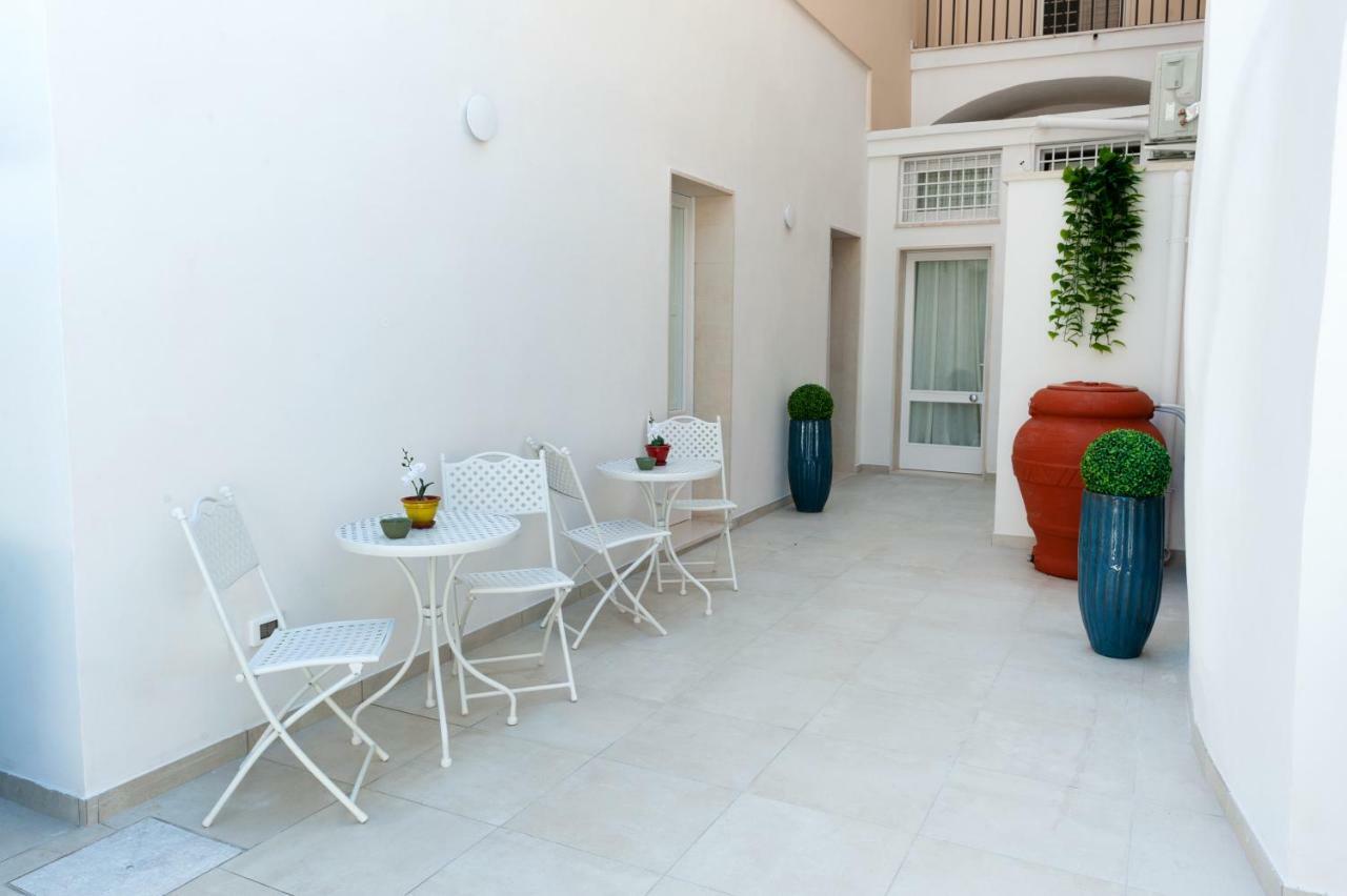 Le Stanze Del Duomo Bed & Breakfast Lecce Exterior photo