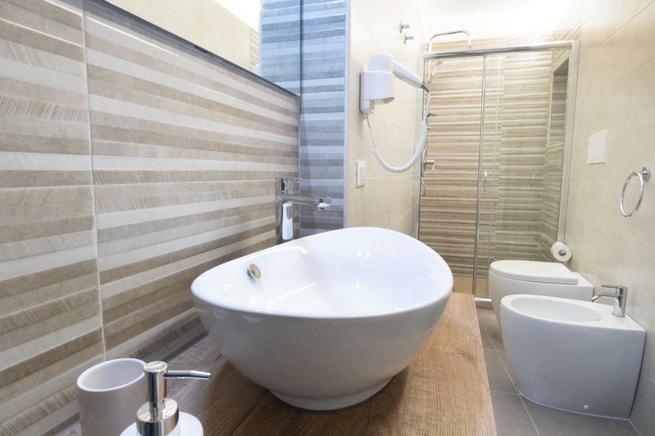Le Stanze Del Duomo Bed & Breakfast Lecce Exterior photo