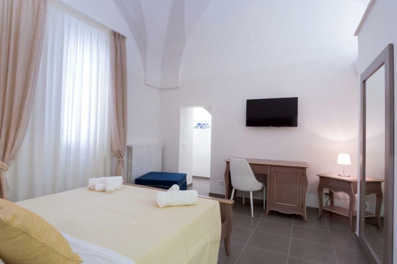 Le Stanze Del Duomo Bed & Breakfast Lecce Exterior photo